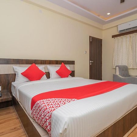 Oyo 36197 Royal Wood Hotel Bengaluru Kültér fotó