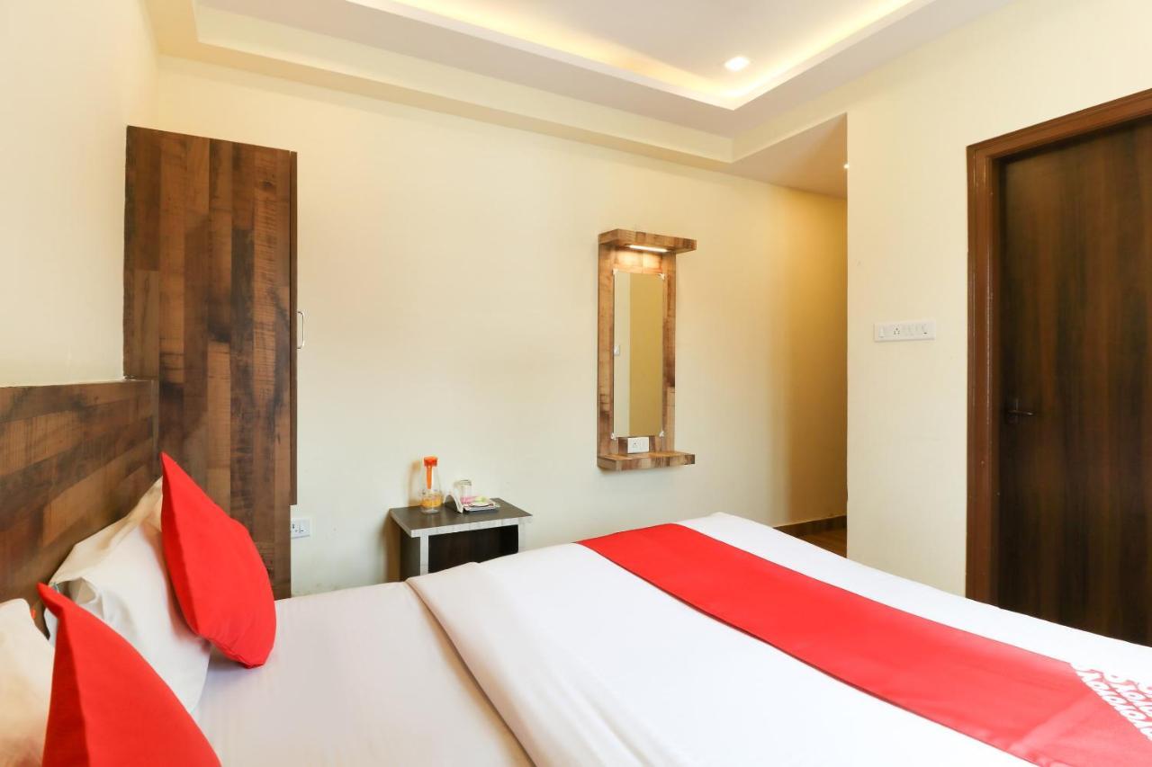 Oyo 36197 Royal Wood Hotel Bengaluru Kültér fotó