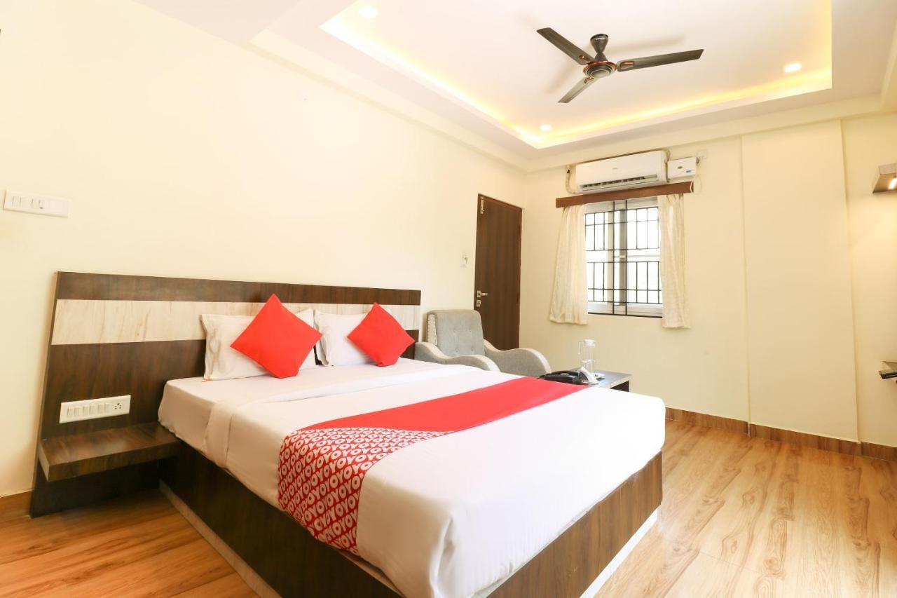 Oyo 36197 Royal Wood Hotel Bengaluru Kültér fotó