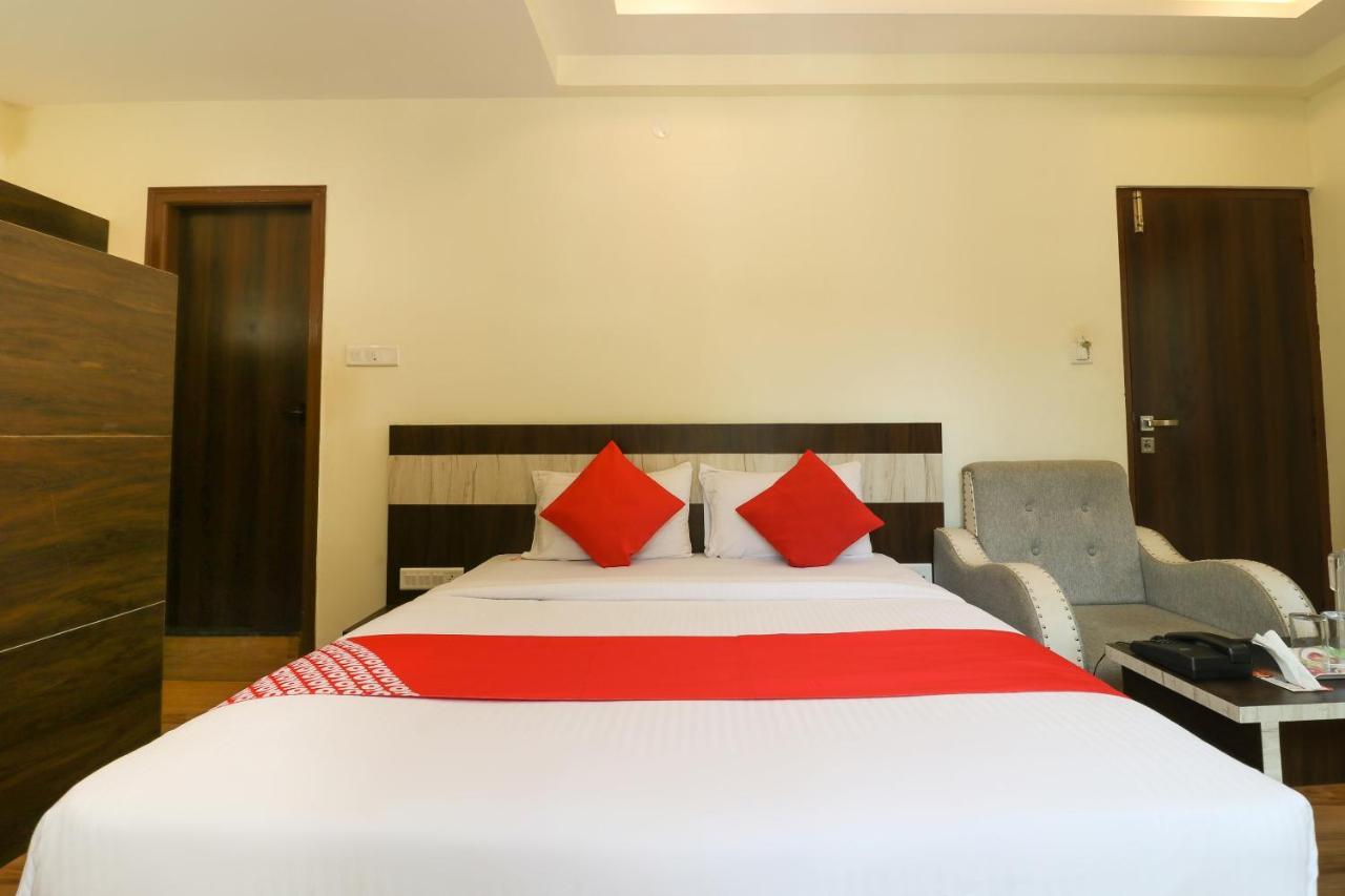 Oyo 36197 Royal Wood Hotel Bengaluru Kültér fotó