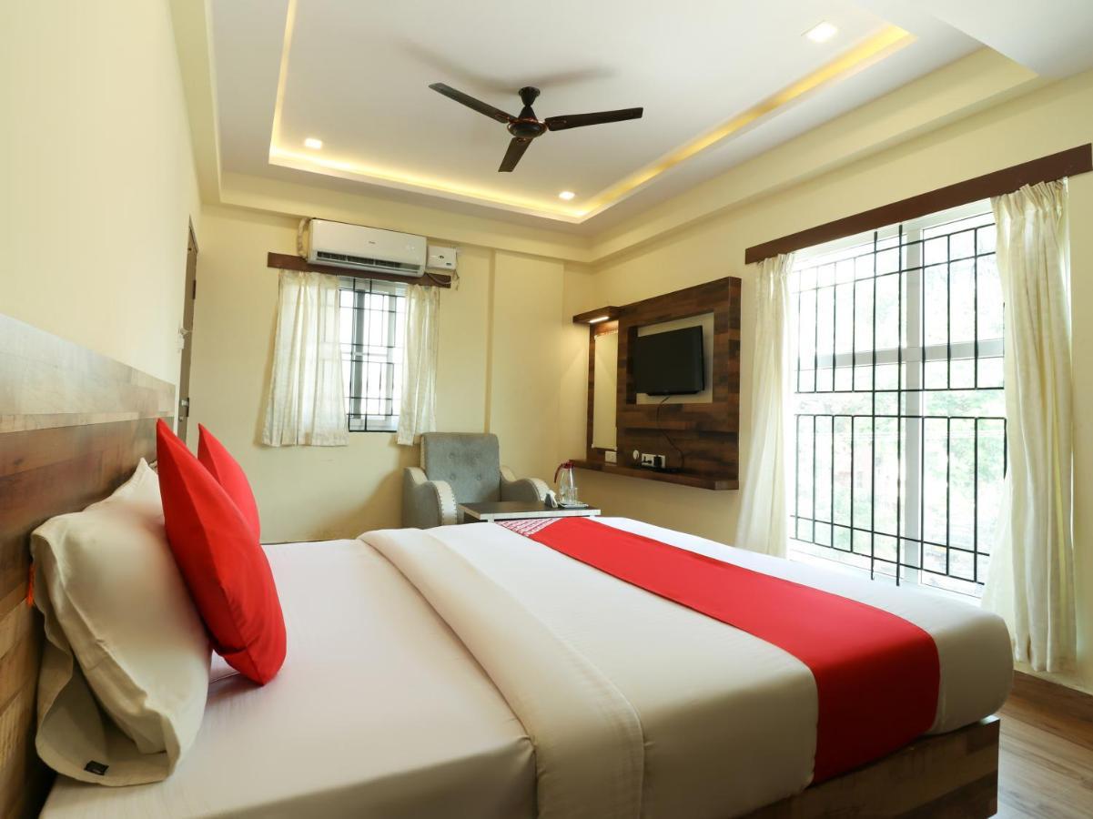 Oyo 36197 Royal Wood Hotel Bengaluru Kültér fotó