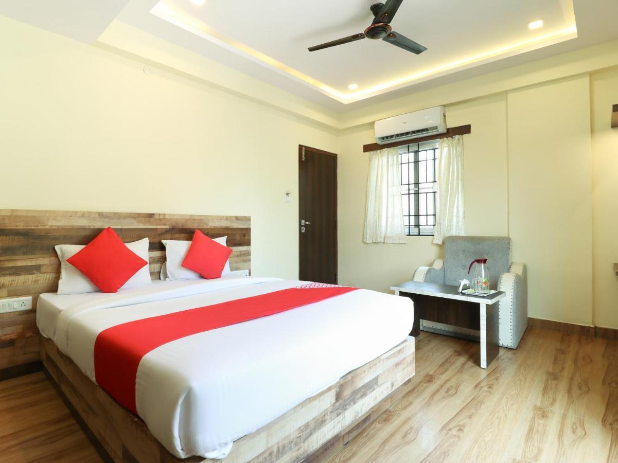 Oyo 36197 Royal Wood Hotel Bengaluru Kültér fotó